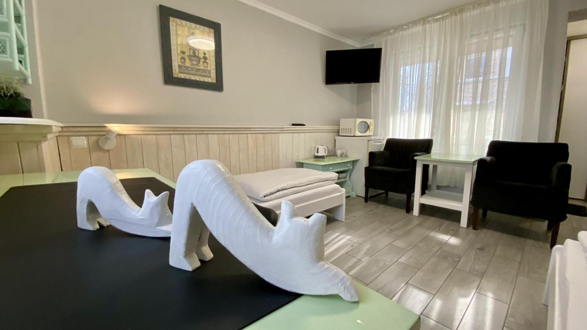 Villa Pod Orzechem W Zaniemyslu Luaran gambar