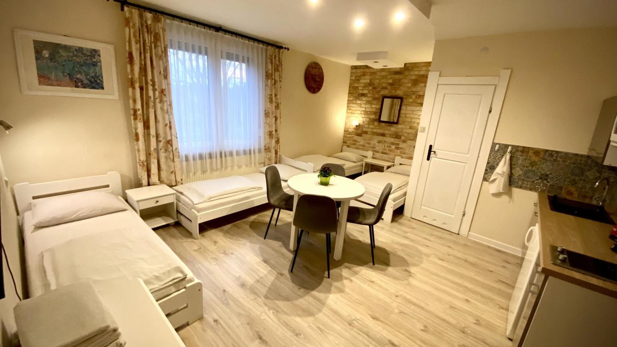 Villa Pod Orzechem W Zaniemyslu Luaran gambar