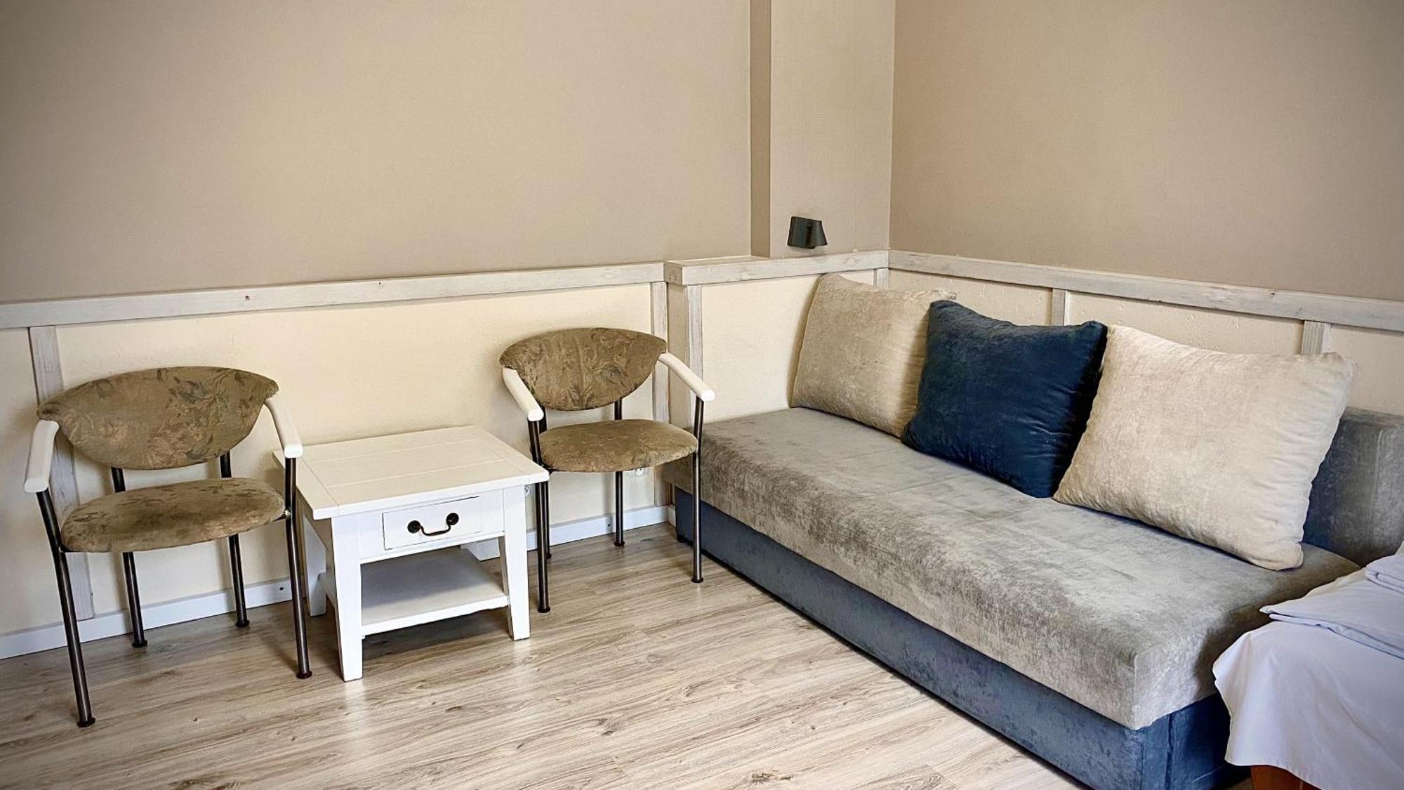 Villa Pod Orzechem W Zaniemyslu Luaran gambar