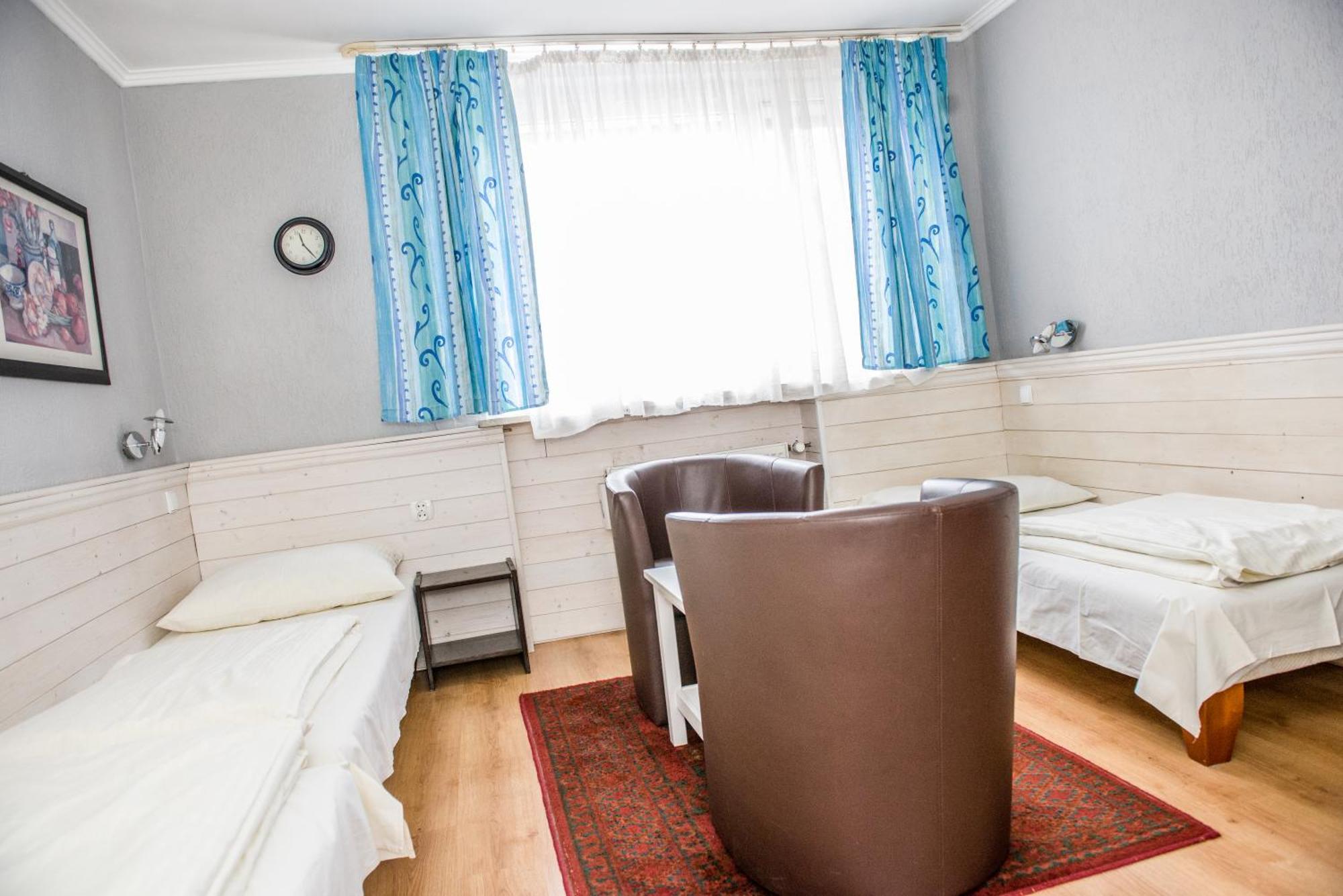 Villa Pod Orzechem W Zaniemyslu Luaran gambar